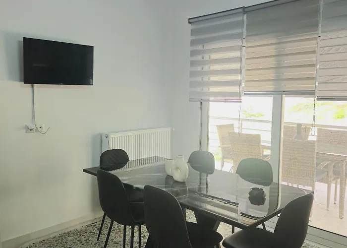 Mary's Luxury 2 * Nemea